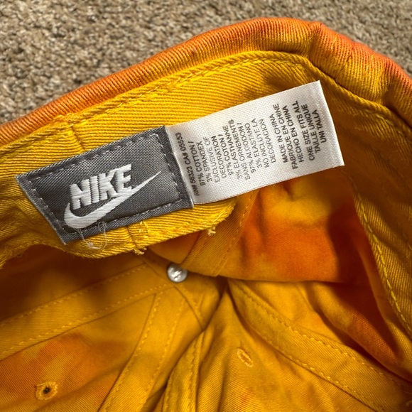 Nike tie dye baseball cap one size - Picture 3 of 3